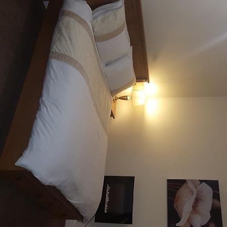 Roosecote Guest House Barrow-in-Furness Eksteriør billede
