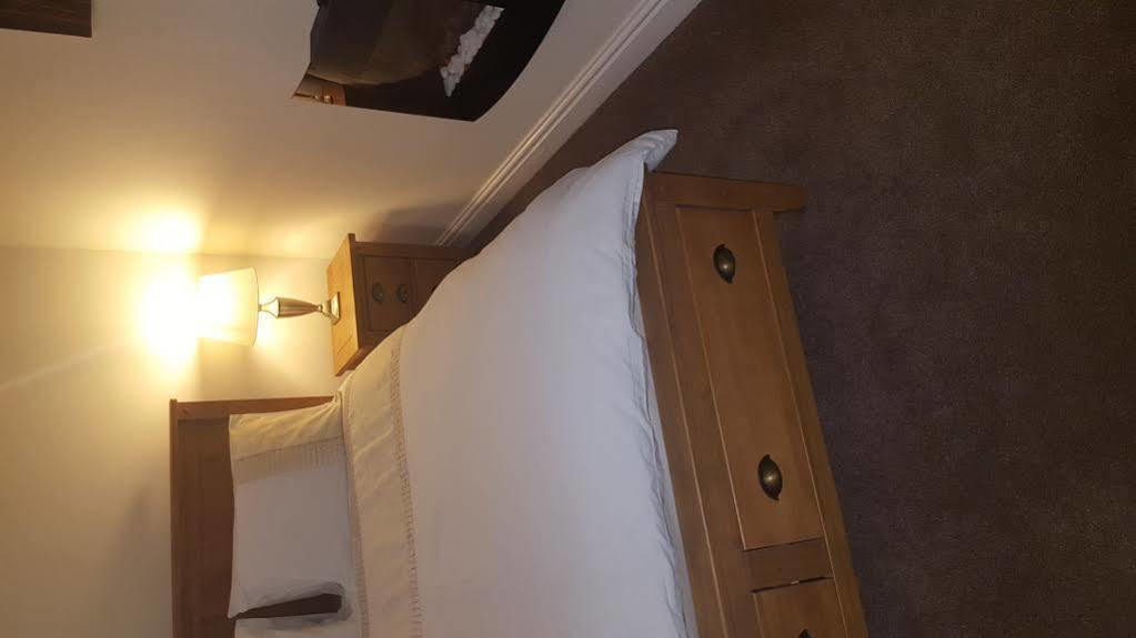 Roosecote Guest House Barrow-in-Furness Eksteriør billede